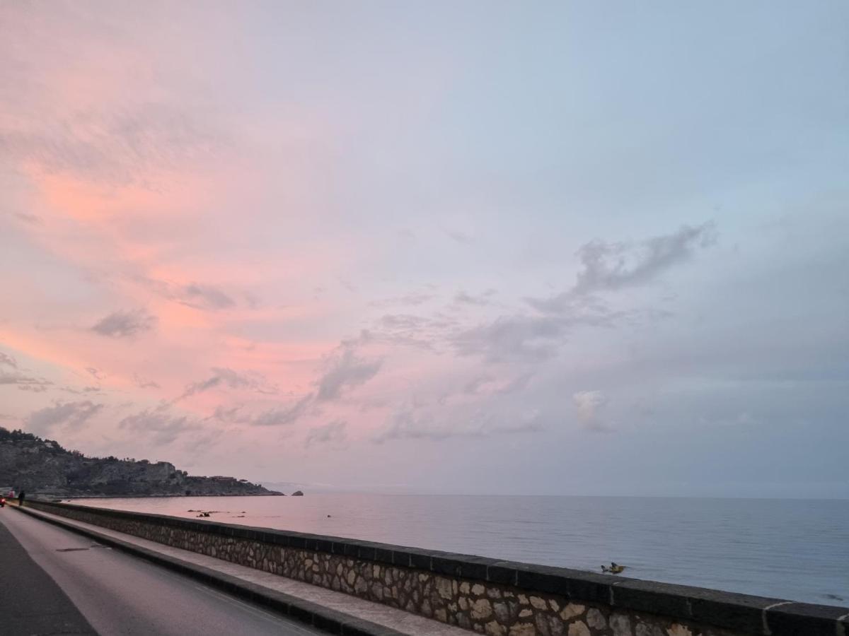 Casa Vacanza Sweet Home ジャルディーニ・ナクソス エクステリア 写真